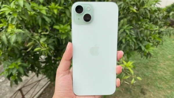 iPhone 15 Plus Green