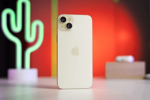 iPhone 15 Plus Yellow