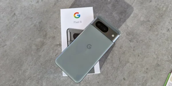 Google Pixel 8 Hazel 2